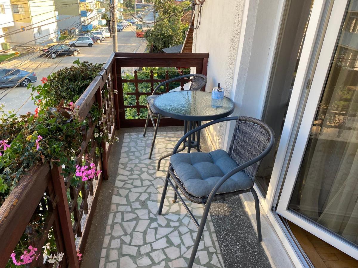 Apartament Mansarda Curtea De Arges Exterior photo
